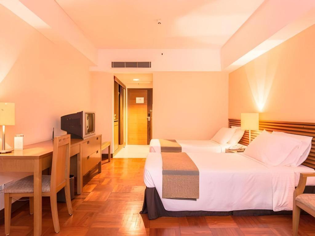 Caritas Oswald Cheung International House Hotel Хонконг Екстериор снимка