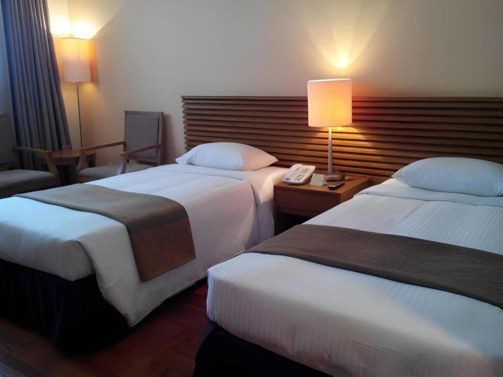 Caritas Oswald Cheung International House Hotel Хонконг Екстериор снимка
