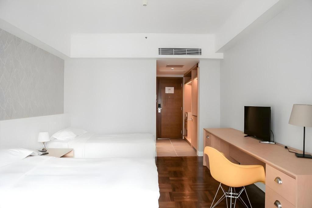 Caritas Oswald Cheung International House Hotel Хонконг Екстериор снимка