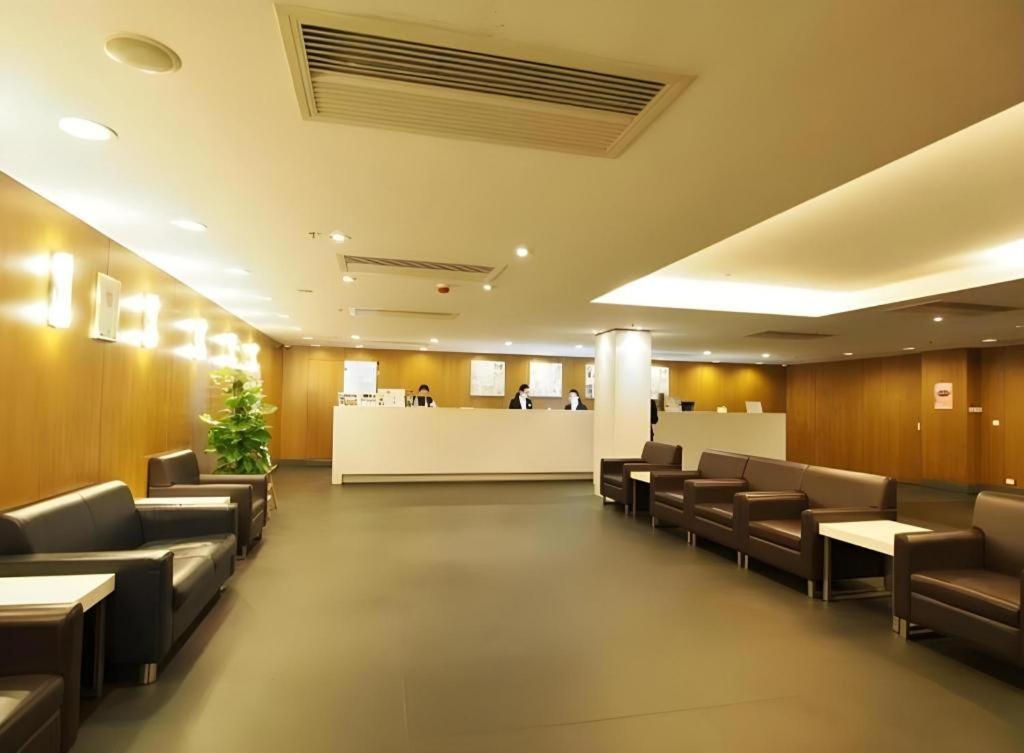Caritas Oswald Cheung International House Hotel Хонконг Екстериор снимка